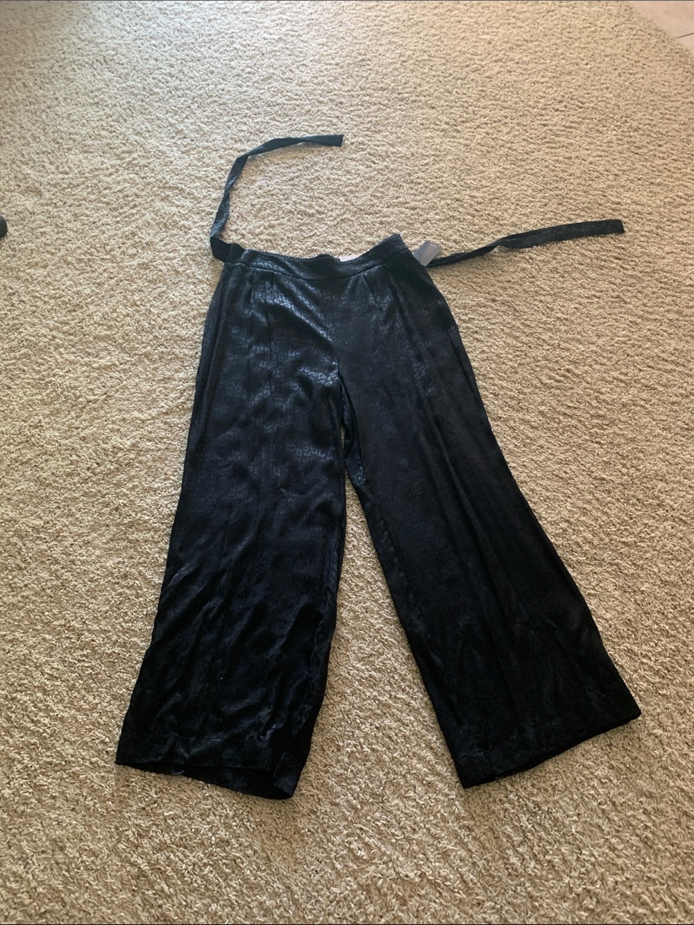 Nine West Black Wide-Leg Velvet Tie-Waist Pants